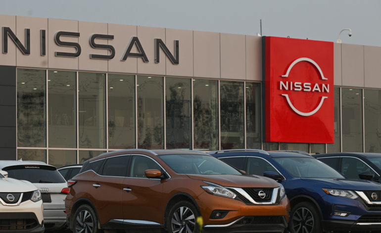 Nissan Shares Drop 4% as Infiniti Order Freeze Sparks Analyst Downgrades