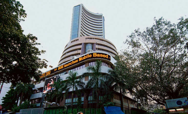 Global Investors Dump Indian Assets: FPIs Pull $1.5B as Drone Strike Fuels Risk-Off Sentiment